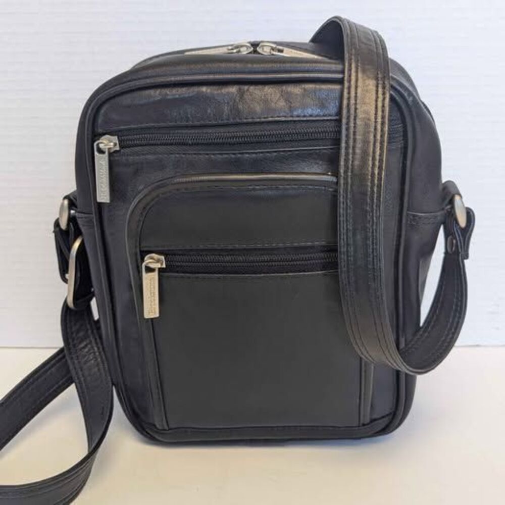 Brookstone Black Leather Crossbody Messenger Bag for Men 7x9.5x3 Silver Toned